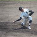 小松の窮地を救った"秘密兵器"！離島育ちの2年生アンダースローが好救援で2年連続の8強導く【愛媛】