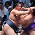 十両の玉鷲が６勝目「自分で引かないように前に」　夜は日記を書いて自分と向き合う