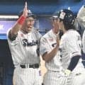ヤクルト痛快７連敗脱出！１２球団最少本塁打の打線が３発で３点差逆転　今季ワーストタイの悪循環断ち切る　奥川６回４失点も粘って３８日ぶり４勝目