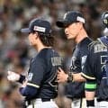 オリックスが屈辱大敗　１０年ぶり２２失点で自力Ｖ消滅　１０年前と同じソフトバンクに投手陣がめった打ち、２６安打許す　先発片山１死も奪えず４失点ＫＯから悪夢