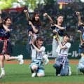 “8人の美女”が勝利を呼んだ!?「最高だね」　可憐パフォ→豪快投球にファン虜「可愛かった」