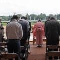 札幌競馬場で馬場浄め式と馬頭観音祭が執り行われる 人馬の安全を祈願