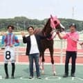 【園田競馬・４Ｒ】諏訪貴正調教師が地方通算５００勝を達成「よかった！ようやく達成できた」