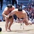 綱とり霧島　大の里に初星で２敗死守　小学１年の長女アヤゴーちゃんに「初めて勝ちの報告ができる」