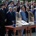 ド軍ナインがホワイトハウスを訪問　トランプ大統領と対面…大谷翔平は黒いスーツで最前列