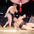 霧島が３敗、綱とり厳しく「誰が見ても納得する成績、内容が求められる」審判部長が言及【大相撲】