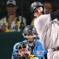「ここで打てるルーキー凄すぎるだろ」ドラ4ルーキーが土壇場で衝撃のプロ1号、劇的ホームランにG党歓喜「神だよ神」「未来は明るいぞ」