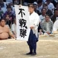 霧島「うれしくはなかった」豊昇龍休場で不戦勝　綱取りは絶望的も逆転Ｖの可能性を残して千秋楽へ「来場所につなげる」