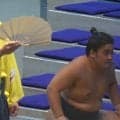 「勝ったのに怒られた」ファン驚愕 “対戦力士を回転させまくる”衝撃の光景 取組後、審判に指導を受け…「何回転させてんねん」ツッコミの声も