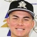 二刀流の石川ケニーがレッズと正式契約「投球は今永選手、バッティングは大谷翔平選手」