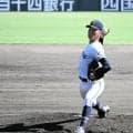 好継投で試合の流れを変えた背番号「12」　高松商の投手・相内奏