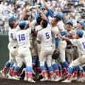 花咲徳栄が２年ぶり９回目の優勝　春夏連続甲子園　プロ注目対決は右腕黒川がピンチで浦学・内藤封じる　本田主将「日本一という形で埼玉県民に恩返しを」