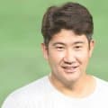 菅野智之　懐かしの巨人助っ人と２ショ「さあ誰でしょう？！」にビビる大木も「ひょえー！マギーとは！！！」２桁勝利達成後にブ軍ＯＢ戦　背番号１４ユニ姿で