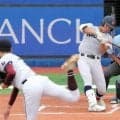 横浜が神奈川県勢初の4季連続の甲子園　決勝で桐光学園を破る