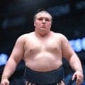 安青錦が３場所ぶり３度目の優勝　優勝決定ともえ戦で決める　負傷乗りこえ万感　特例で大関復帰を決めた場所での賜杯は史上初