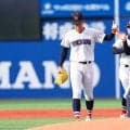 横浜エース・織田、気になる足の状態は？　130球完投＆157キロ計測も…支えられてベンチへ