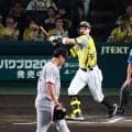 【阪神】均衡を破ったのはこの男！主砲・佐藤輝明がバックスクリーンに先制の22号ソロ