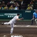【阪神】大山悠輔が死球受け甲子園に怒号　佐藤輝明の先制ソロ直後　首位攻防戦は異様な空気に