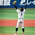 九回に157キロ　全国屈指の右腕・横浜の織田翔希、最強の証明へ