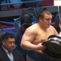 「変色しとる」死闘を終えた安青錦…約9分後の体に“異変” 痛々しい背中の勝負の跡に「しっかり休んで」「痛みに耐えてよく頑張った」労いの声続々