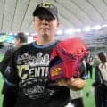 ヤクルト・清水　球宴仕様の特注グラブ披露　「ドナイヤ」社製