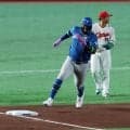 日本ハム・レイエス激走に全パが大盛り上がり！一塁から一気に本塁投入もタッチアウト→レイエスはベンチ内で仰向け苦笑い