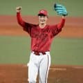 【球宴】広島３選手の真打ちで登場　２年目右腕・岡本駿が２回無失点デビュー　セーブもマーク