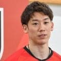 バレー男子　ＮＬ恒例の集合写真で石川祐希があれっ？各国ファン指摘「どうしたのかな？」「１人だけ真顔なの」寧波の港バックに