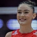 「本当に美しすぎる！」トルコの27歳バレー女子、白のノースリーブドレス姿を披露…ファン釘づけ「エレガント」「私の愛しい人」