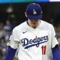 佐々木朗希が大暗転　５回無失点の快投が六回に突如崩れ降板も５勝目の権利　本拠地のスタンドはスタンディングオベーション　ドライヤーが好救援