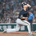 【オリックス】8回投手交代で守備につく一部野手がクーリングタイム　暑いベルーナＤ対策