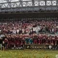 ｢やっぱ似合う｣｢かわいすぎ｣27歳の10頭身レースクイーン、久々のJ1神戸ユニ姿に大反響｢もうサッカー忘れたかと…｣｢勝利の女神降臨ですね｣