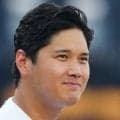 大谷翔平が第１打席目で安打　パヘスの右飛で二塁を狙うもアウト「膝の影響はなさそう」伊東勤氏