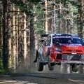 WRCフィンランド：サミ・パヤリが母国初優勝に向けて首位で最終日へ
