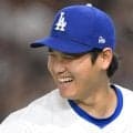 ワイルドなイケオジに！大谷翔平に背番号１７を譲ったケリーが凱旋始球式　ポルシェをプレゼントされたアシュリー夫人と子どもの姿も　本拠地が大歓迎