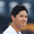 大谷翔平、山本由伸が電撃トレードで加入のスクバルを抱擁で歓迎　チーム合流時の裏側を公開
