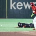 【オリックス】太田椋が１回の守備で左手首ひねり交代、４日以降の状態見て出場判断