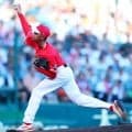 【甲子園】開幕試合恒例のヘリコプターからのボール投下なし　始球式は手もとのボールで行われた