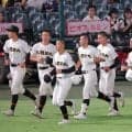 惜敗の札幌日大ナインは涙　力投の石川が相手エースに思い託す　春夏通じて甲子園初勝利はお預け