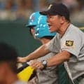 仙台育英・須江監督が開幕戦勝利に「子供たちの可能性、成長はすごい」、ナイターには「人生最高の夜更かし、だと思います」【26年夏甲子園】
