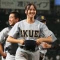 【甲子園】仙台育英・星よつはコーチ兼マネジャーがベンチ入り　元巨人、西武の父孝典氏の前で活躍