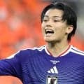 上田綺世「僕の原動力は家族」モデル妻との２ショ発信に板倉滉「♥♥」　久保ら日本代表仲間が続々反応、１１時間で３９万超いいね！反響に
