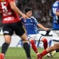 横浜Ｍが悪夢の大逆転負け　王者鹿島に終盤の２点差ひっくり返される　開幕戦最多観衆６万３９６０人の中、１６歳の新星・三井寺眞が秋春制ファーストゴールも