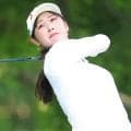【女子ゴルフ】初Ｖ目指す吉沢柚月、小林光希ら４人が首位で前半ターン　金田久美子はダブルボギーで後退