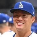 ドジャースが２死満塁のピンチ脱出！直後に山本由伸が笑顔でスネルにがぶり寄るｗ「おもろい」「イチャついてるの映って」スコットには満面の笑みで拍手