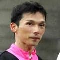 障害レースで３騎手が落馬...最後の直線では先頭と２番手を走っていた馬にアクシデント発生　中京９Ｒの障害オープン