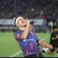 長友佑都　６度目Ｗ杯へ再スタート　ＦＣ東京と単年契約「このユニホームで優勝を」　Ｗ杯後「引退の方向」も家族の後押しで決意