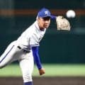 九回２死の緊迫場面でまさかの珍事　中京・竹内の遊ゴロが霞ケ浦の遊撃・加藤のユニホームの中に入り内野安打に・・・甲子園どよめき　実況も驚き「おっと！」
