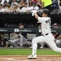 村上宗隆が４打数１安打で25試合連続出塁をマーク！チームも首位攻防戦制して２連勝