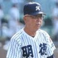 馬淵監督が悔やんだ“流れ”「甲子園では1度ミスすると」　3失策にバント失敗…無念サヨナラ負け